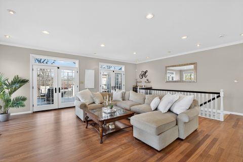 Tiny photo for 3909 Forest Avenue, Downers Grove, IL 60515 (MLS # 12621741)