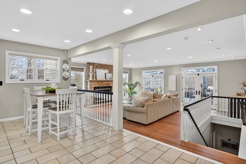 Tiny photo for 3909 Forest Avenue, Downers Grove, IL 60515 (MLS # 12621741)