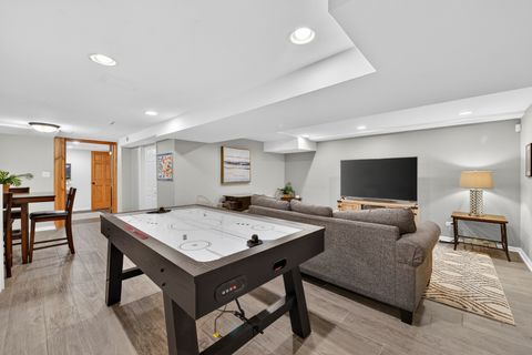 Tiny photo for 3909 Forest Avenue, Downers Grove, IL 60515 (MLS # 12621741)