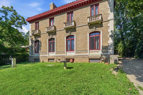 Tiny photo for 9924 S Longwood Drive, Chicago, IL 60643 (MLS # 12702413)
