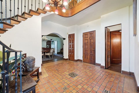 Tiny photo for 9924 S Longwood Drive, Chicago, IL 60643 (MLS # 12702413)
