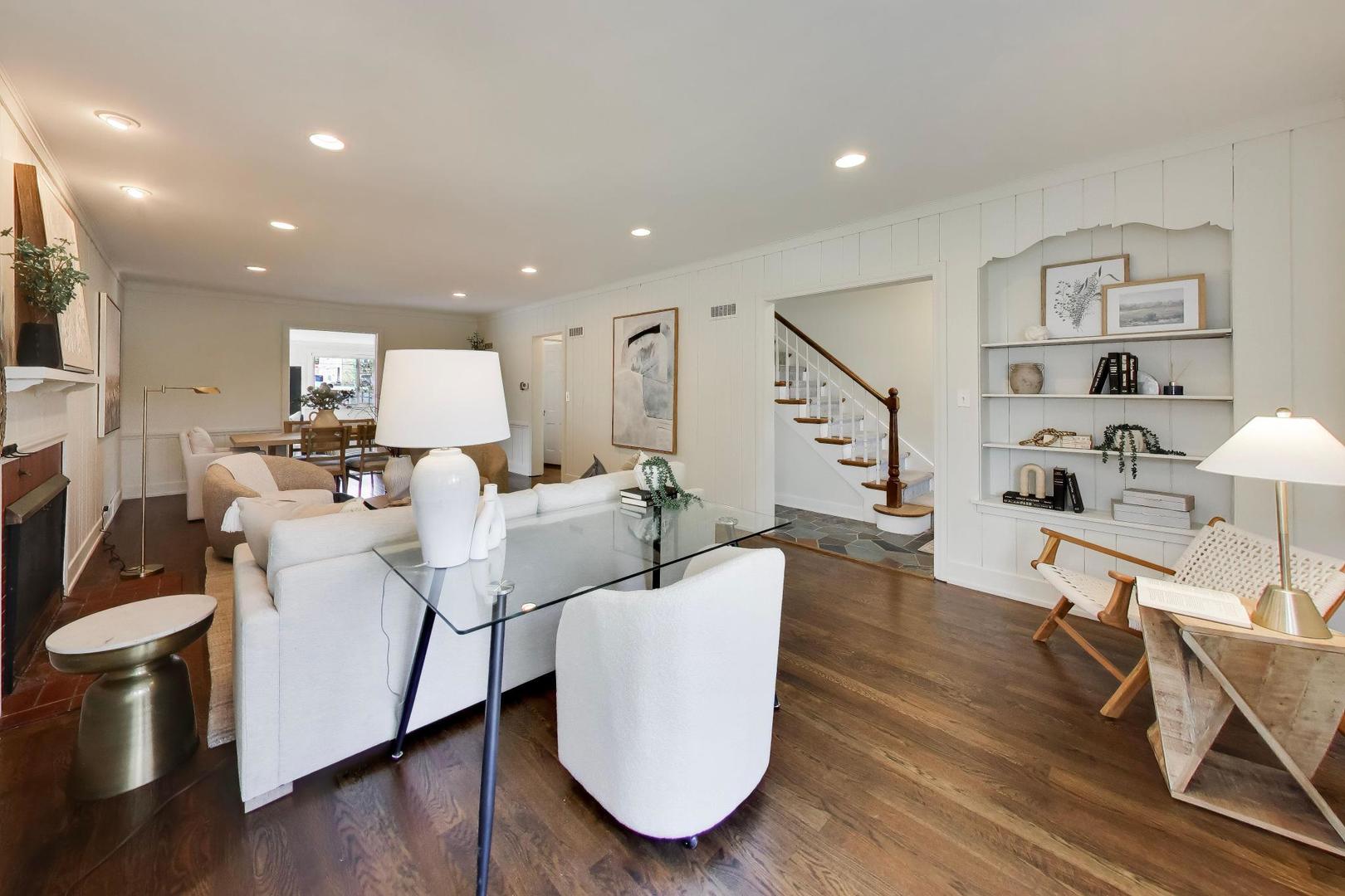 804 Community Drive
