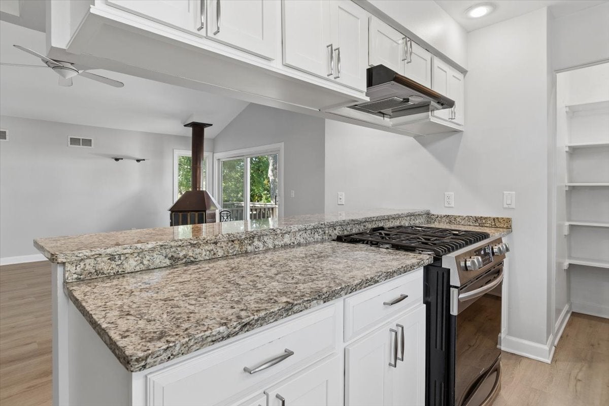 6612 Fernwood Drive