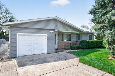 Photo of Naperville, IL 60563 (MLS # 12623774)