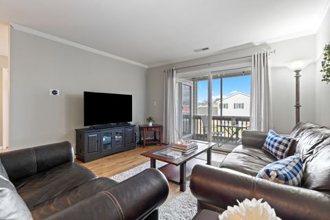 Tiny photo for 7215 WILLOW WAY Lane #10C, Willowbrook, IL 60527 (MLS # 12610601)