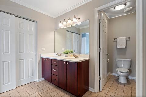 Tiny photo for 7215 WILLOW WAY Lane #10C, Willowbrook, IL 60527 (MLS # 12610601)