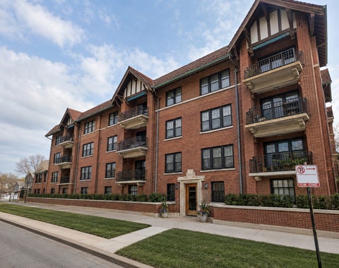Photo of 5111 S Cornell Avenue #3, Chicago, IL 60615 (MLS # 12738472)