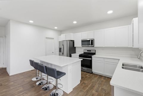 Tiny photo for 370 Hemlock Lane, Oswego, IL 60543 (MLS # 12631390)