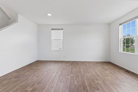 Tiny photo for 370 Hemlock Lane, Oswego, IL 60543 (MLS # 12631390)