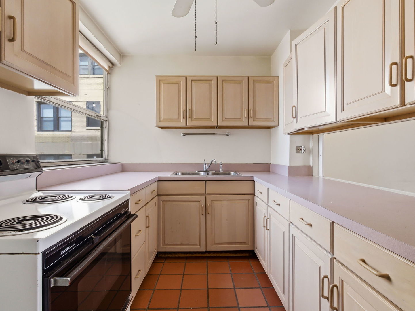 5530 S Shore Drive 17A