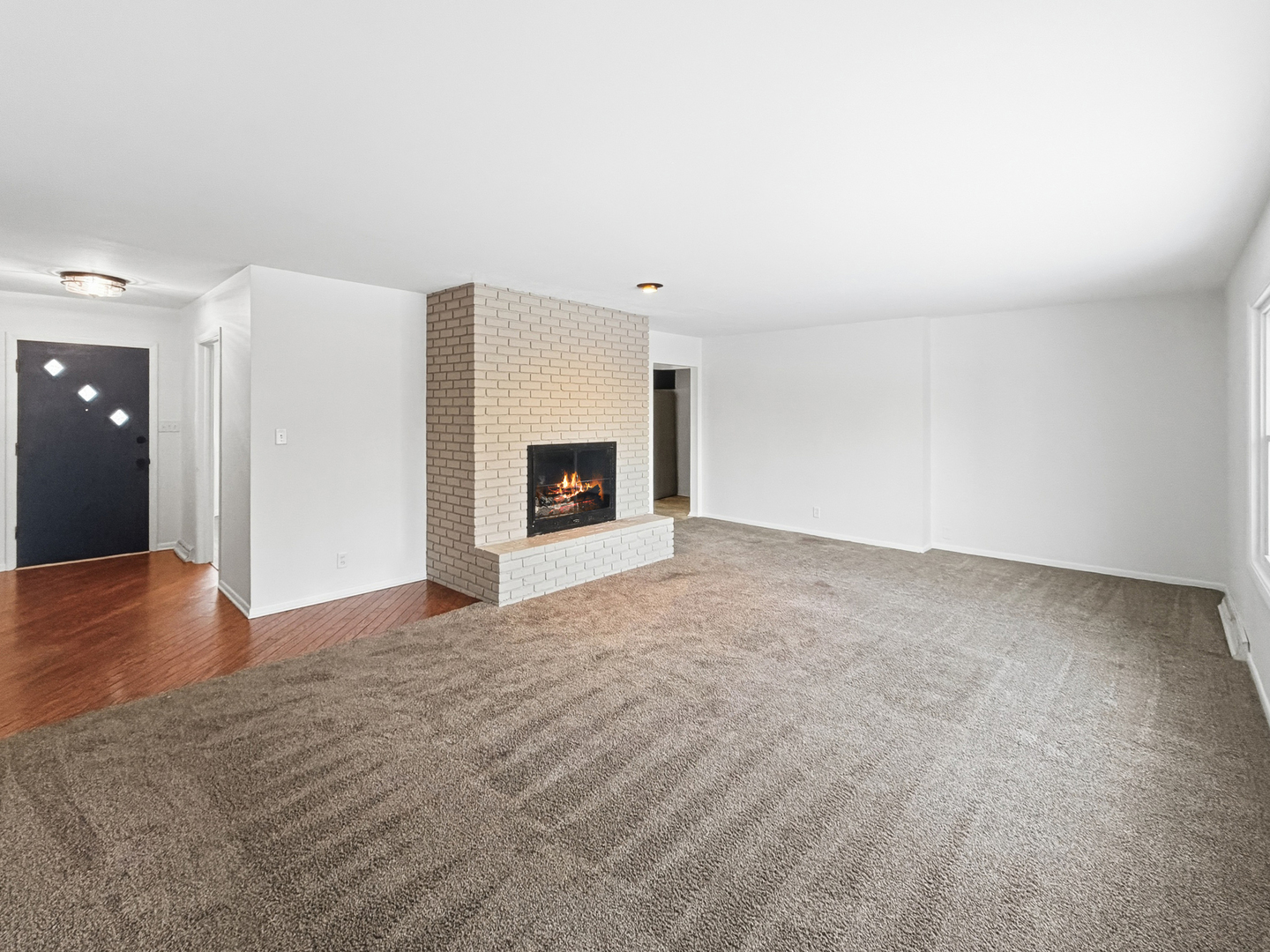 1734 W Stephenson Street