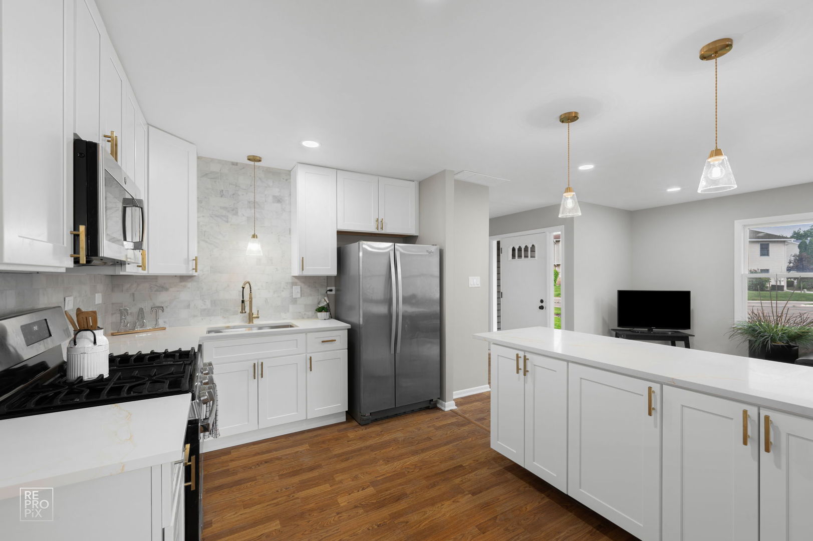 401 Monet Circle