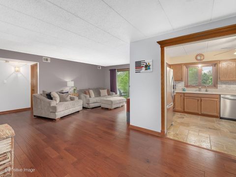 Tiny photo for 10985 S 84th Avenue #2B, Palos Hills, IL 60465 (MLS # 12631813)
