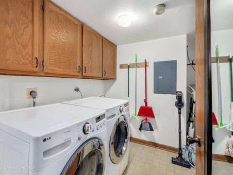 Tiny photo for 10985 S 84th Avenue #2B, Palos Hills, IL 60465 (MLS # 12631813)