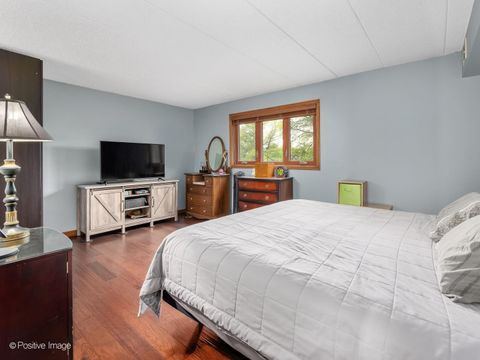 Tiny photo for 10985 S 84th Avenue #2B, Palos Hills, IL 60465 (MLS # 12631813)