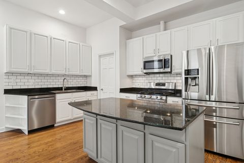 Tiny photo for 1215 N Greenview Avenue #1E, Chicago, IL 60642 (MLS # 12497477)