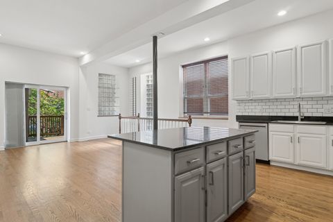 Tiny photo for 1215 N Greenview Avenue #1E, Chicago, IL 60642 (MLS # 12497477)