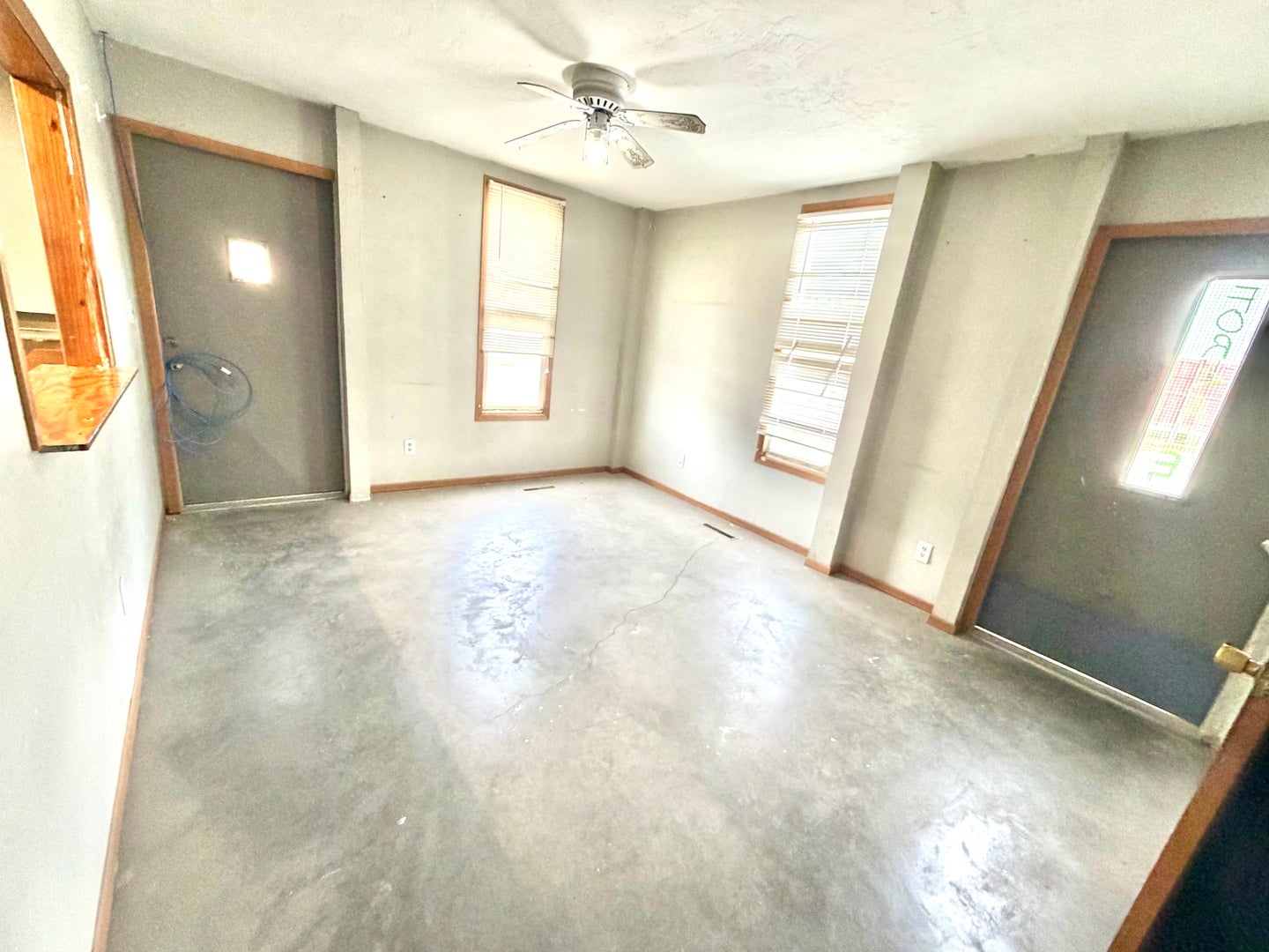 1123 N Poplar Street