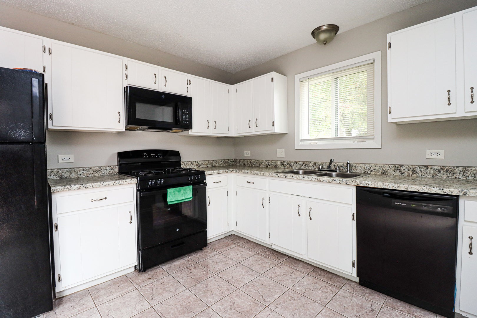 3010 Long Grove Court