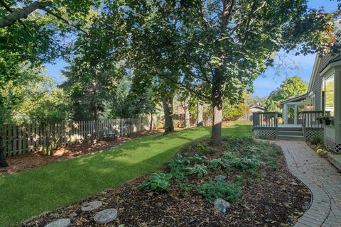 Tiny photo for 405 Park Barrington Drive, Barrington, IL 60010 (MLS # 12490794)
