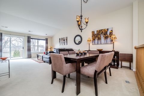 Tiny photo for 274 Wildspring Court, Itasca, IL 60143 (MLS # 12602345)