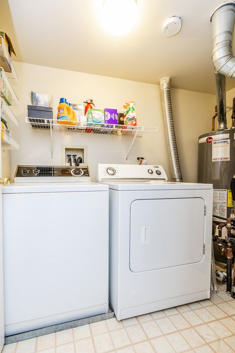 Tiny photo for 274 Wildspring Court, Itasca, IL 60143 (MLS # 12602345)