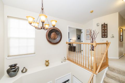 Tiny photo for 274 Wildspring Court, Itasca, IL 60143 (MLS # 12602345)