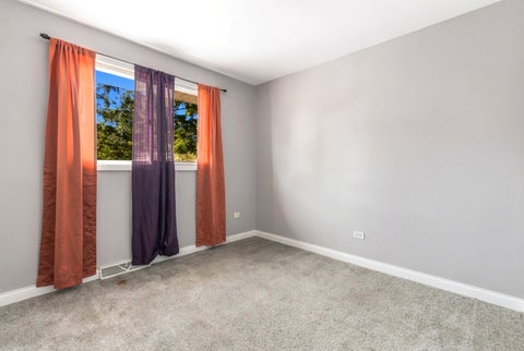 Tiny photo for 6606 102nd Place, Chicago Ridge, IL 60415 (MLS # 12758574)
