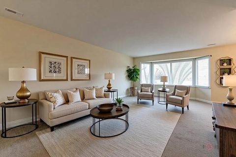 Tiny photo for 3100 Roberts Drive #5, Woodridge, IL 60517 (MLS # 12621147)