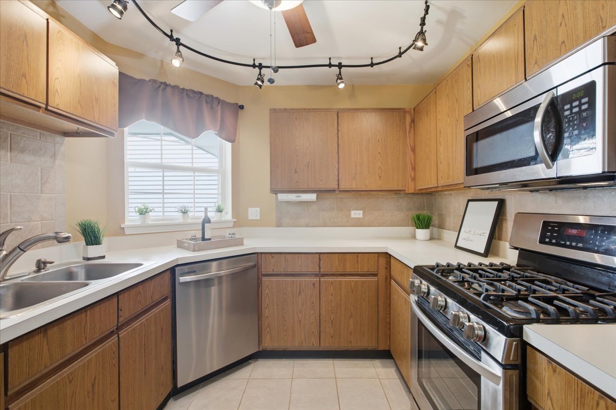 103 N Cathy Lane 103
