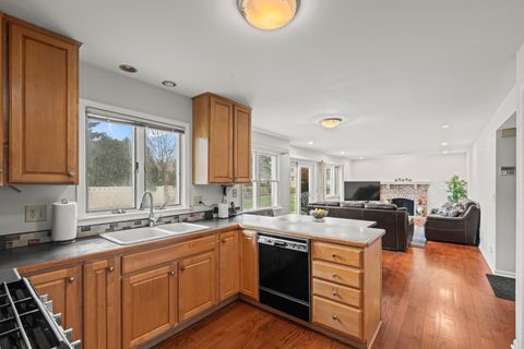 Tiny photo for 2806 N Stanford Drive, Arlington Heights, IL 60004 (MLS # 12559446)