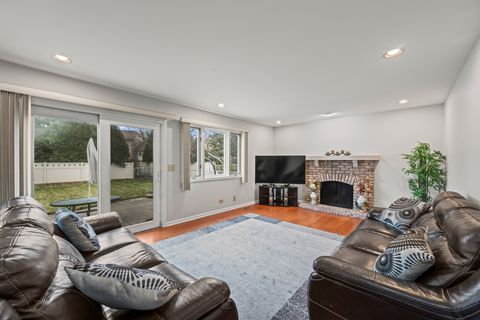 Tiny photo for 2806 N Stanford Drive, Arlington Heights, IL 60004 (MLS # 12559446)