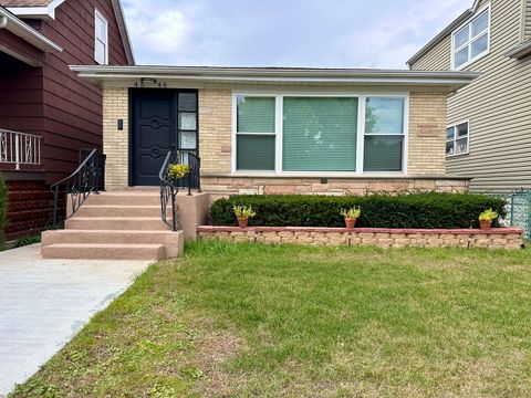 Photo of 4546 N Merrimac Avenue, Chicago, IL 60630 (MLS # 12498019)