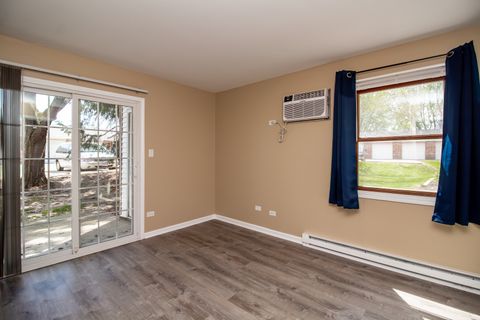 Tiny photo for McHenry, IL 60050 (MLS # 12625901)