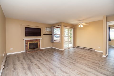 Tiny photo for McHenry, IL 60050 (MLS # 12625901)