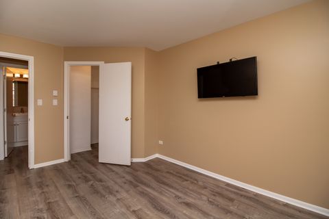 Tiny photo for McHenry, IL 60050 (MLS # 12625901)