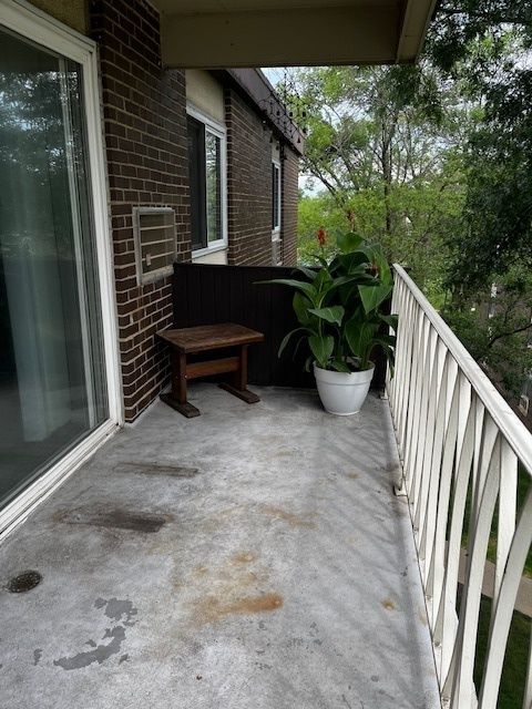 Tiny photo for 1301 S Finley Road #414, Lombard, IL 60148 (MLS # 12621736)