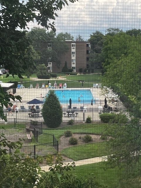 Tiny photo for 1301 S Finley Road #414, Lombard, IL 60148 (MLS # 12621736)