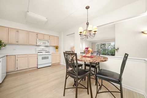 Tiny photo for 5360 N Lowell Avenue #206, Chicago, IL 60630 (MLS # 12488679)
