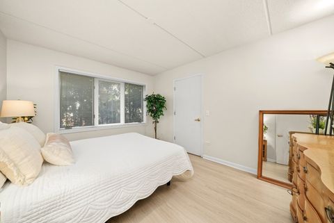 Tiny photo for 5360 N Lowell Avenue #206, Chicago, IL 60630 (MLS # 12488679)