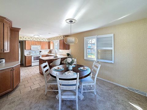 Tiny photo for 620 40th Avenue, East Moline, IL 61244 (MLS # 12599125)