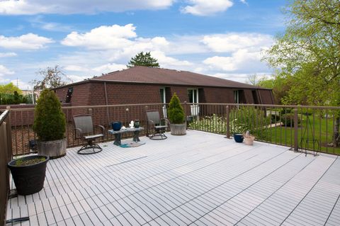 Tiny photo for 1408 S New Wilke Road #2-B, Arlington Heights, IL 60005 (MLS # 12633111)