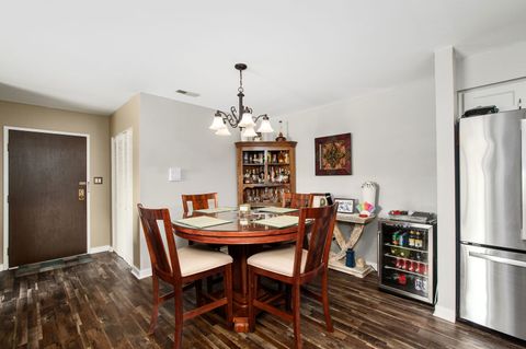 Tiny photo for 1408 S New Wilke Road #2-B, Arlington Heights, IL 60005 (MLS # 12633111)