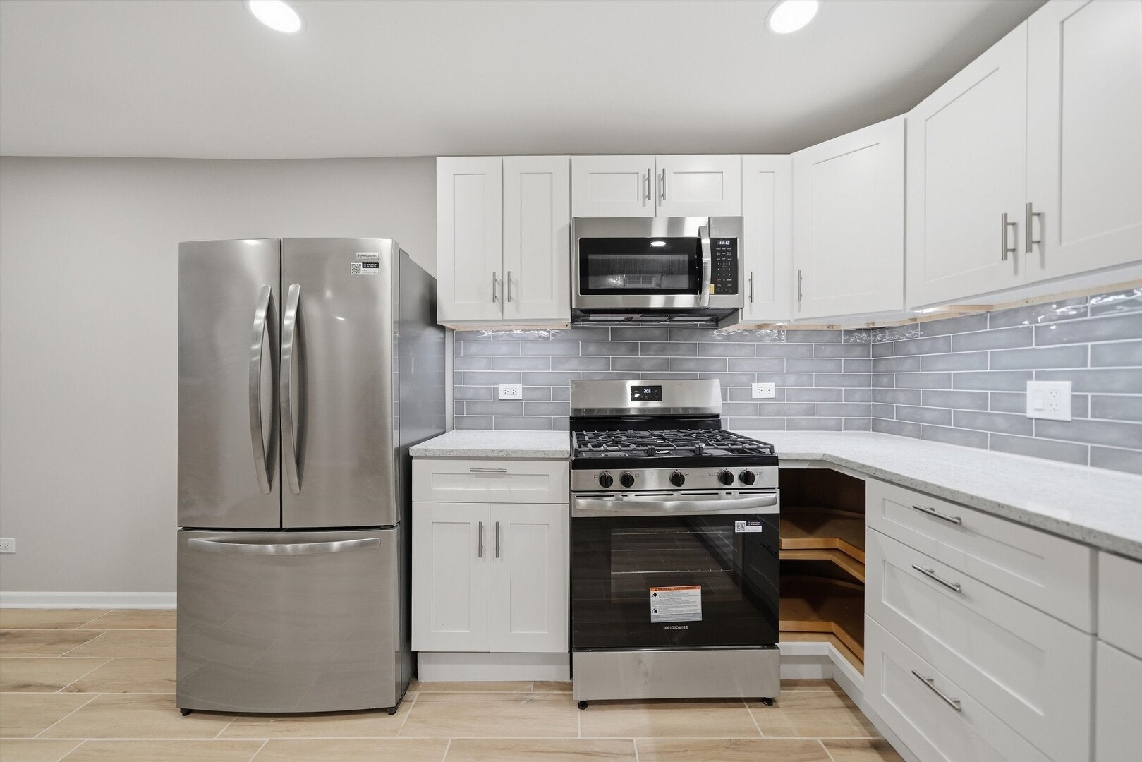 2443 W Arthington Street Basement