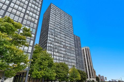 Photo of 880 N Lake Shore Drive #22F, Chicago, IL 60611 (MLS # 12509207)