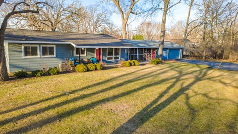 Tiny photo for 1246 Pinewood Drive, Crystal Lake, IL 60014 (MLS # 12591991)