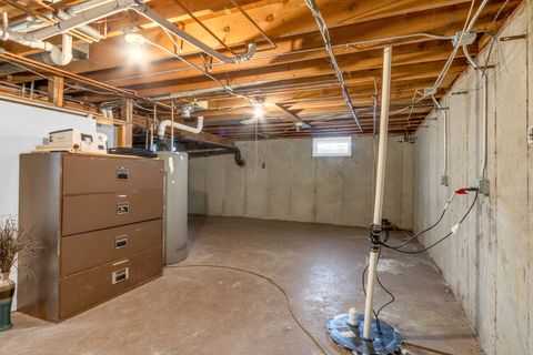 Tiny photo for 1246 Pinewood Drive, Crystal Lake, IL 60014 (MLS # 12591991)