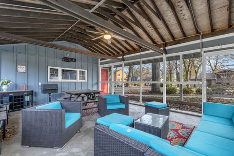 Tiny photo for 1246 Pinewood Drive, Crystal Lake, IL 60014 (MLS # 12591991)