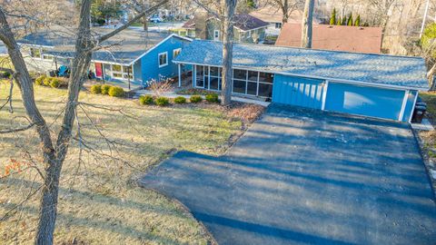 Tiny photo for 1246 Pinewood Drive, Crystal Lake, IL 60014 (MLS # 12591991)