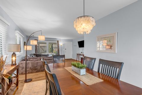 Tiny photo for 1246 Pinewood Drive, Crystal Lake, IL 60014 (MLS # 12591991)